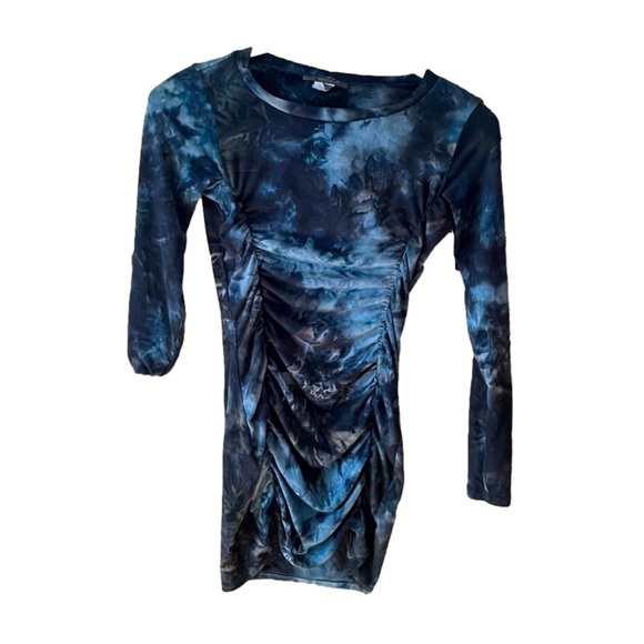 SEDUCTIONS Tie Dye Ruched Long Sleeve Dress | Blue Black Gray - Picture 1 of 6
